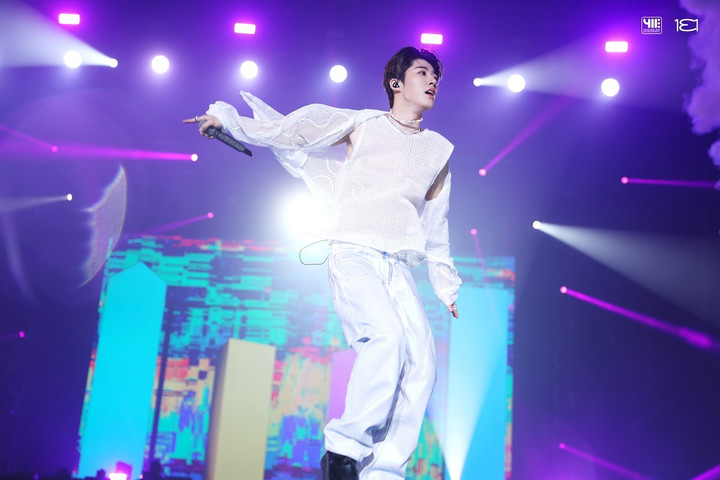 B.I – nghệ sĩ hip-hop toàn cầu 2024, rapper xuất sắc nhất 2023, chủ nhân loạt hit đình đám được giới trẻ săn đón.