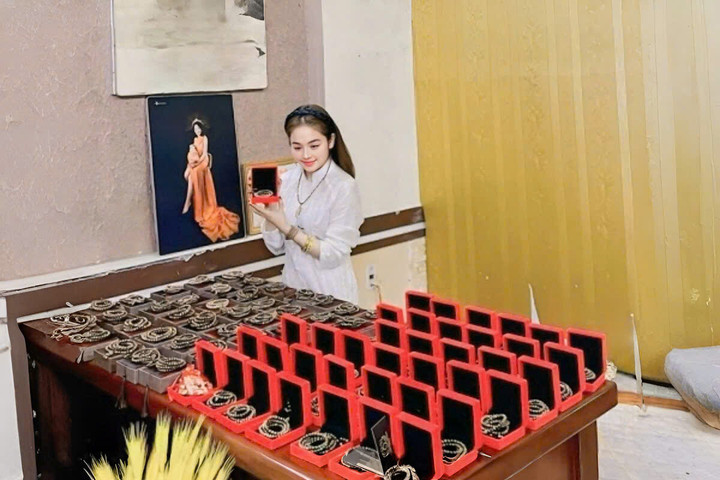 Bật mí 3 lưu ý khi sử dụng trang sức của Phong Thủy Hoàng Yến - 5