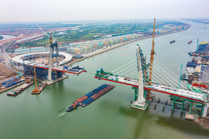 Cầu Hoàng Gia dự kiến hợp long vào 15/3 và khai thông kỹ thuật vào tháng 6 sẽ rút ngắn thời gian tới trung tâm thành phố Hải Phòng còn 3 phút.