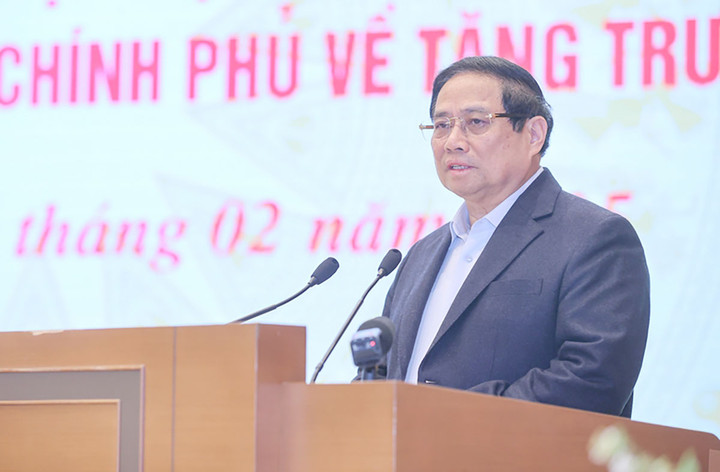 Thủ tướng hoan nghênh Hải Phòng góp gần 11.000 tỷ đồng cho tuyến đường sắt Lào Cai - Hà Nội - Hải Phòng. (Ảnh: VGP/Nhật Bắc)