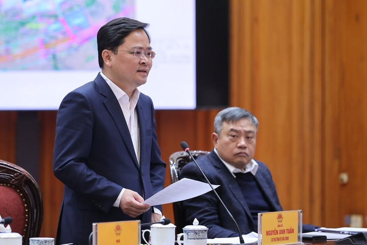 Bí thư Tỉnh ủy Bắc Ninh Nguyễn Anh Tuấn phát biểu tại cuộc họp. (Ảnh: VGP/Nhật Bắc).