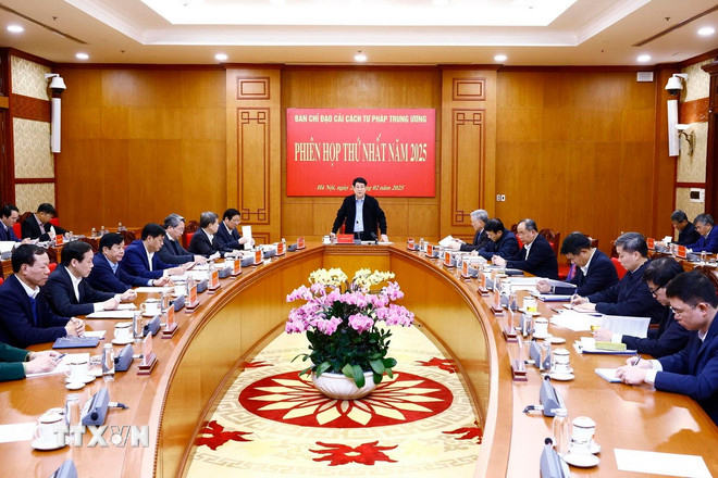 Toàn cảnh phiên họp.