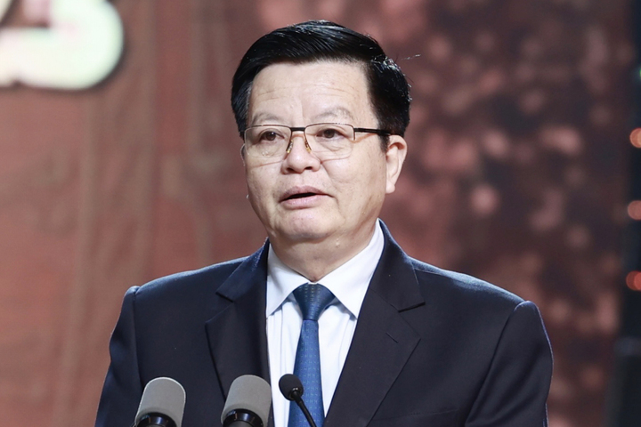 Phó Thủ tướng Mai Văn Chính.