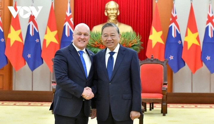 Thủ tướng New Zealand chúc mừng và bày tỏ đánh giá cao những thành tựu phát triển kinh tế - xã hội của Việt Nam.