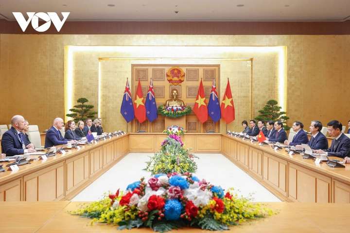 Hai Thủ tướng hội đàm tại trụ sở Chính phủ.