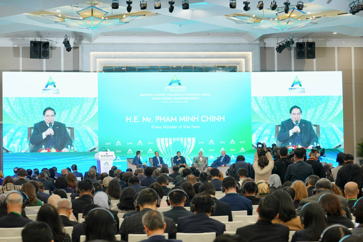 Lãnh đạo cấp cao Việt Nam, Malaysia, New Zealand, Timor Leste có phần thảo luận cởi mở và gần gũi tại Diễn đàn Tương lai ASEAN 2025 (Ảnh: Thanh Luân)