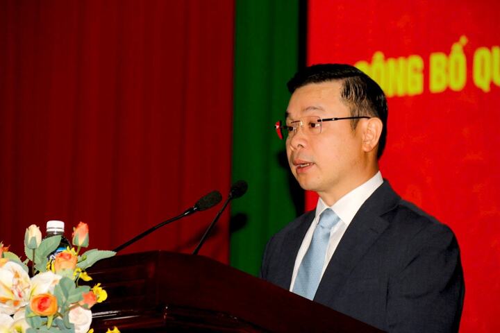 Ông Đỗ Hữu Huy, Phó Bí thư Tỉnh ủy Bình Thuận, phát biểu nhận nhiệm vụ