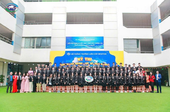 39/40 học sinh trường Newton đạt giải tại kỳ thi học sinh giỏi thành phố Hà Nội.