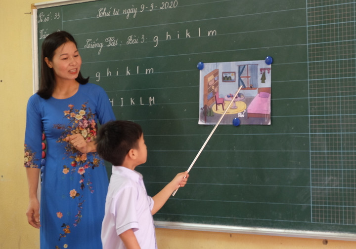 Giáo viên muốn dạy thêm phải đăng ký kinh doanh. (Ảnh minh họa)