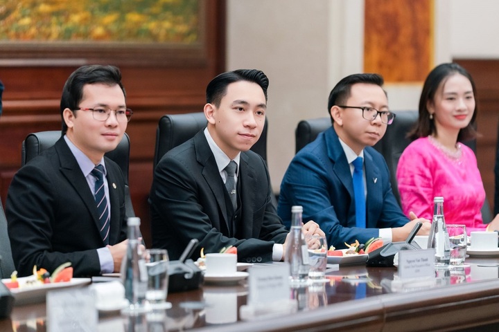 Các lãnh đạo Tập đoàn Vingroup đã có buổi gặp gỡ và làm việc với đoàn đại biểu Chính phủ và doanh nghiệp New Zealand.
