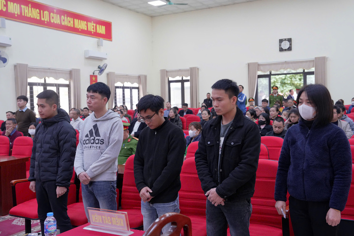 Các bị cáo tại phiên toà.
