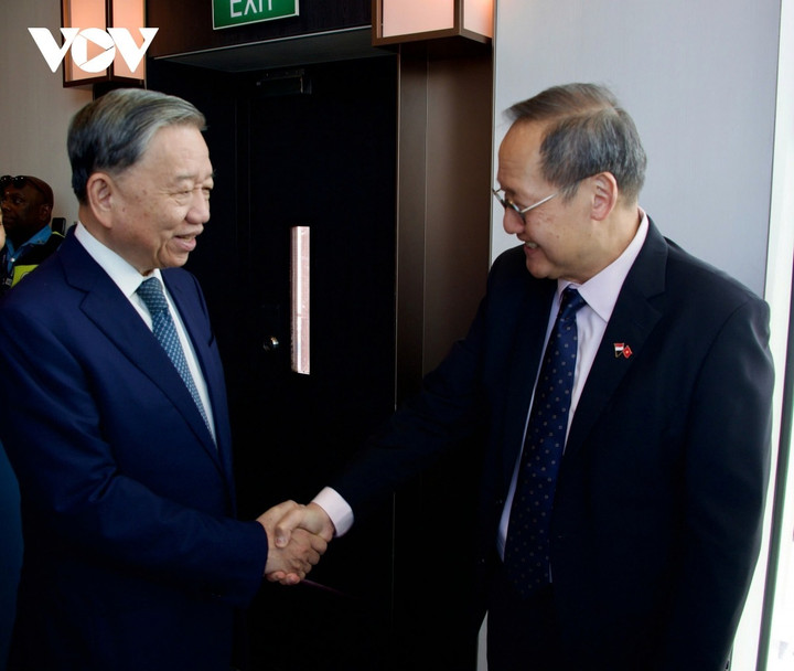 Tổng Bí thư Tô Lâm tại sân bay.