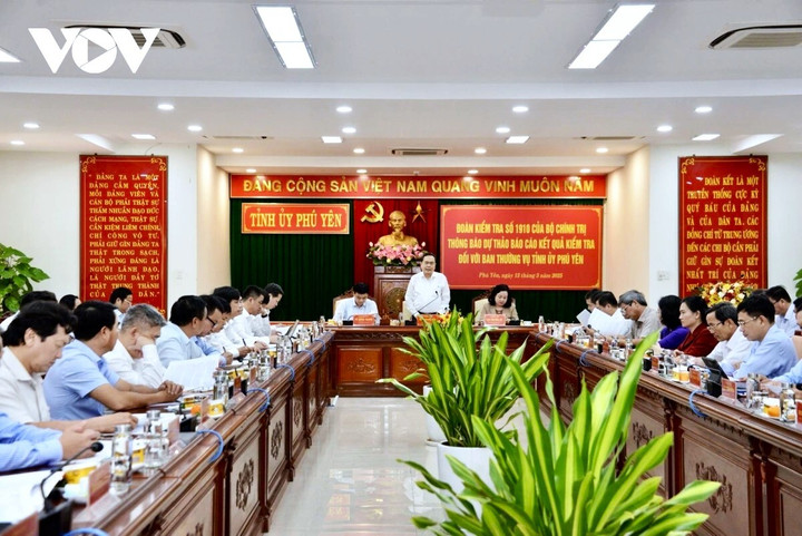 Chủ tịch Quốc hội Trần Thanh Mẫn làm việc với Ban thường vụ tỉnh ủy Phú Yên.