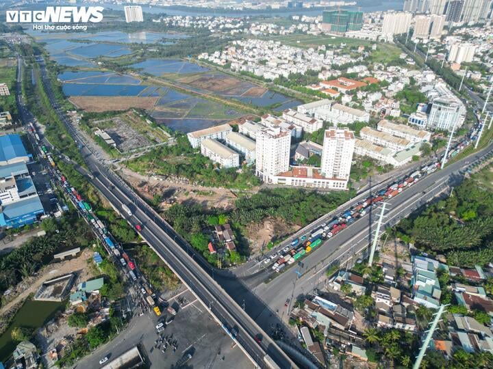 Phó Chủ tịch UBND TP Thủ Đức, cho biết quá trình bồi thường, giải phóng mặt bằng vẫn còn nhiều thách thức.