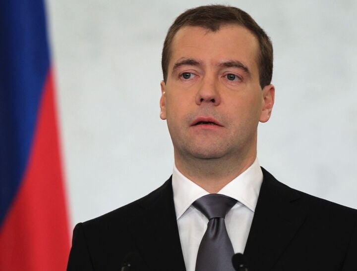 Cựu Tổng thống Nga Dmitry Medvedev (Ảnh: CNN)