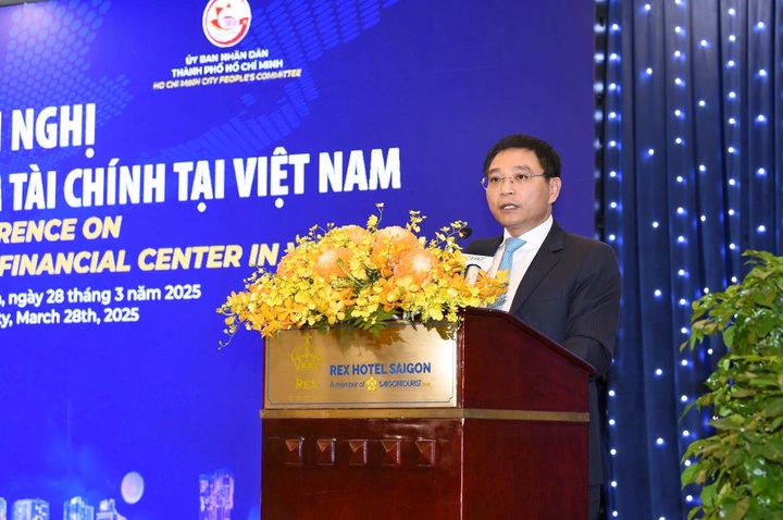 Bộ trưởng Nguyễn Văn Thắng khẳng định Việt Nam xác định Trung tâm tài chính là một trong những mũi nhọn chiến lược, giúp chuyển đổi mô hình tăng trưởng. (Ảnh: Hà Linh)