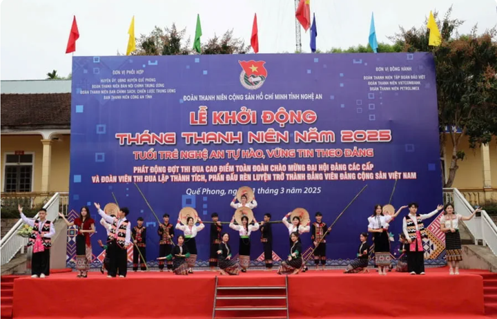 Chương trình mở màn Lễ ra quân tháng Thanh niên 2025 tại huyện Quế Phong, Nghệ An.