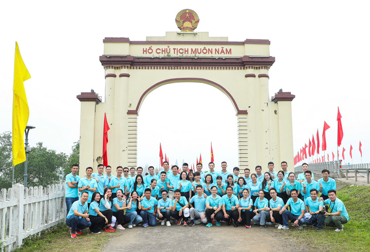 Đoàn vận động viên Agribank sẵn sàng tham gia Giải Tiền phong Marathon 2025.