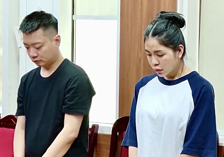 Quang Linh Vlogs và Hằng Du mục.