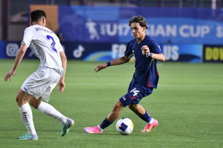 Silva Mexes tỏa sáng trong màu áo U17 Thái Lan.