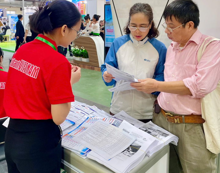 Giá hời bất ngờ - khách tranh thủ 'gom tour' ngay tại hội chợ VITM 2025 - 3