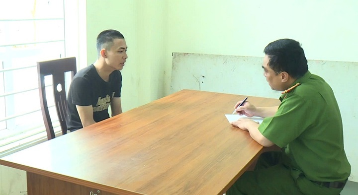 Cơ quan Công an làm việc với Lê Văn Hà