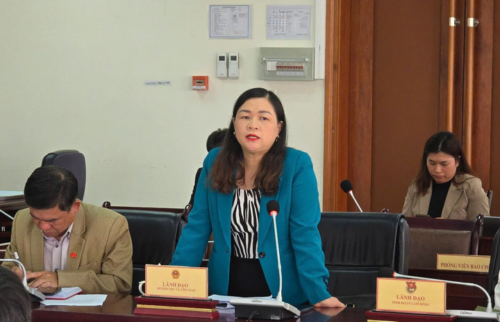 Bà Nguyễn Thị Phương Thảo - Phó Giám đốc Sở Dân tộc và Tôn giáo tỉnh Lâm Đồng thông tin việc hình thành cơ sở Thập Thiện.