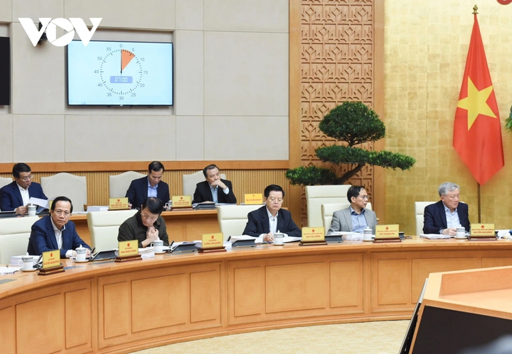 Các đại biểu dự phiên họp.