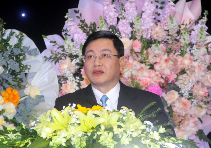Phó Chủ tịch UBND tỉnh Thanh Hóa - ông Mai Xuân Liêm - phát biểu chỉ đạo tại Hội nghị.