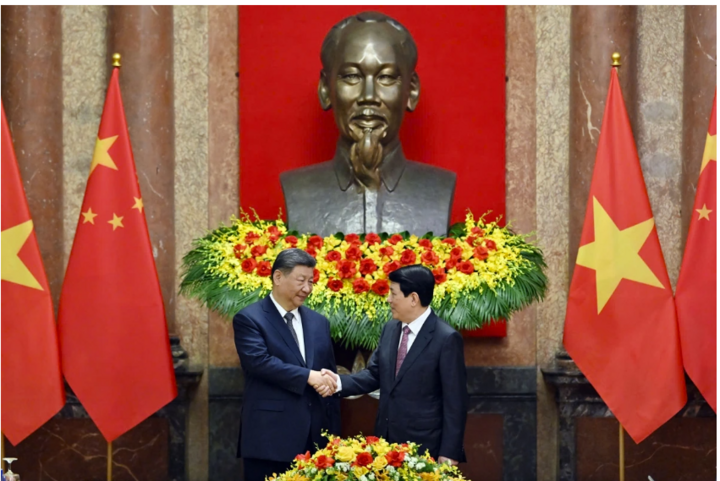 Chủ tịch nước Lương Cường hội đàm với Tổng Bí thư, Chủ tịch nước Tập Cận Bình