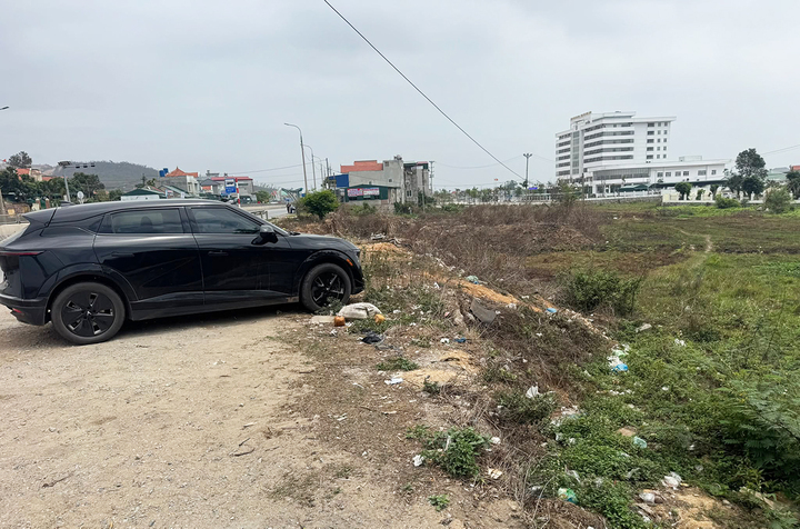 Khu vực Khánh ngồi uống nước sau khi gây án.