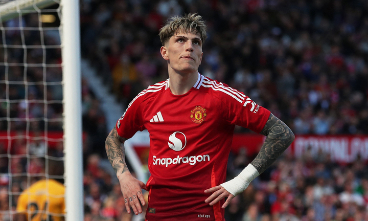 Garnacho rời Man Utd để gia nhập Chelsea.