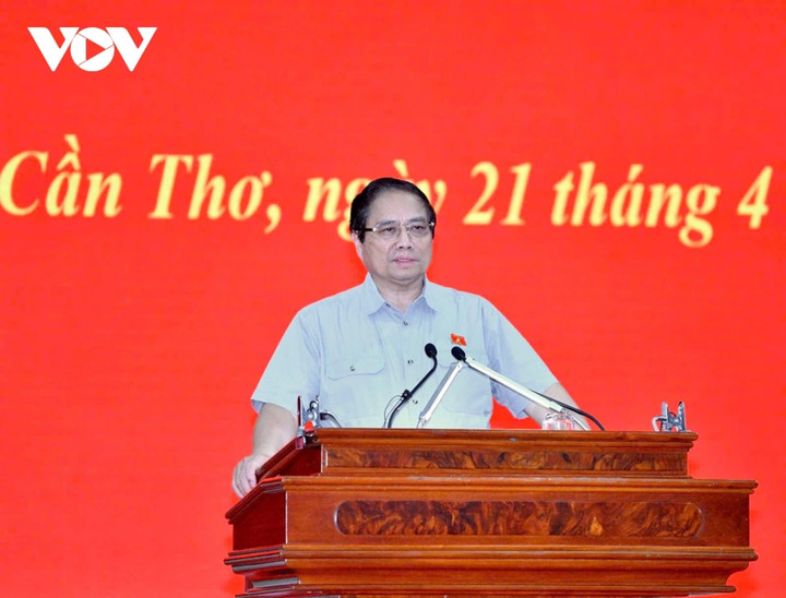 Thủ tướng chủ trì phiên họp.