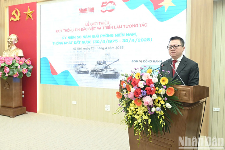 Ông Lê Quốc Minh, Ủy viên Ban Chấp hành Trung ương Đảng, Tổng Biên tập Báo Nhân Dân, Phó Trưởng ban Tuyên giáo và Dân vận Trung ương, Chủ tịch Hội Nhà báo Việt Nam phát biểu.