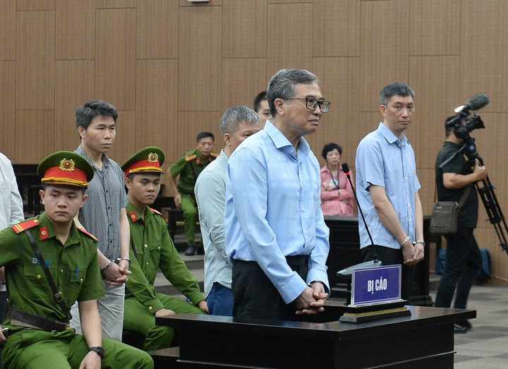 Cựu Thứ trưởng Bộ Công Thương Hoàng Quốc Vượng tại toà.