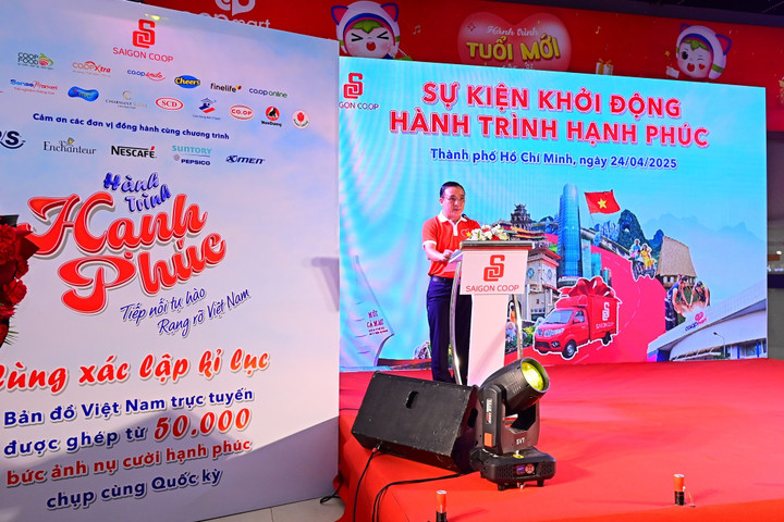 Ông Nguyễn Ngọc Thắng - Phó Tổng Giám đốc Saigon Co.op - công bố chương trình.