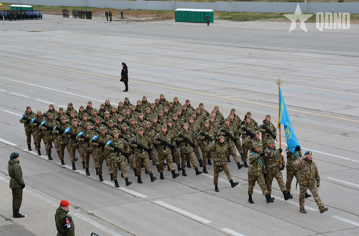 Đoàn Việt Nam tham gia lễ duyệt binh tại Nga hợp luyện tại thao trường Alabino - 13