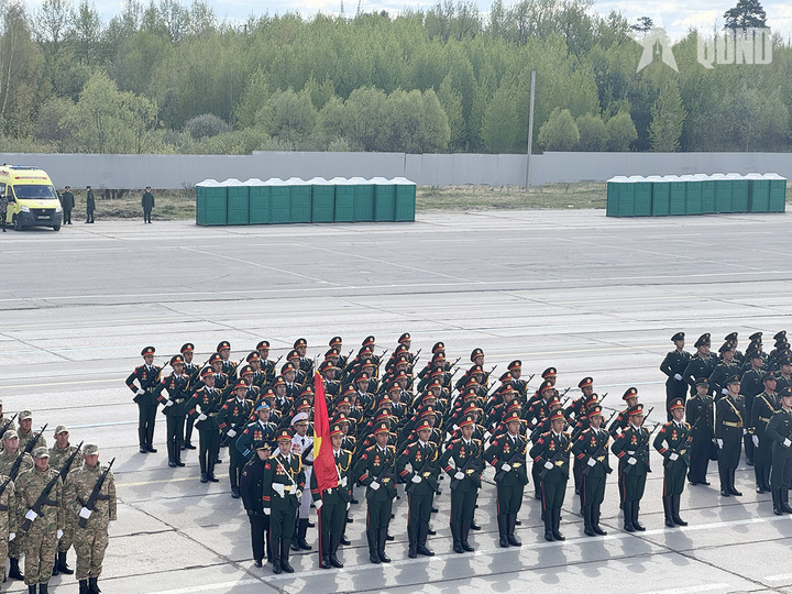 Đoàn Việt Nam tham gia lễ duyệt binh tại Nga hợp luyện tại thao trường Alabino - 3