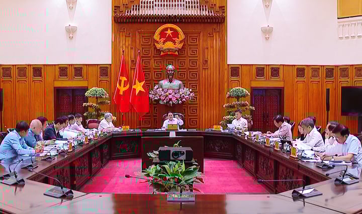 Thủ tướng Phạm Minh Chính chủ trì cuộc họp của Thường trực Chính phủ. (Ảnh: VGP)
