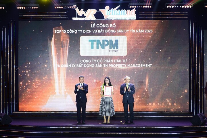 TNPM được vinh danh tại sự kiện công bố của Vietnam Report.