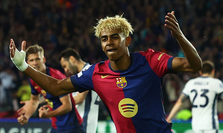 Yamal vẫn được đánh giá cao trong cuộc cạnh tranh Quả bóng vàng 2025 dù không thể giành chức vô địch Champions League cùng Barcelona. (Ảnh: Reuters)