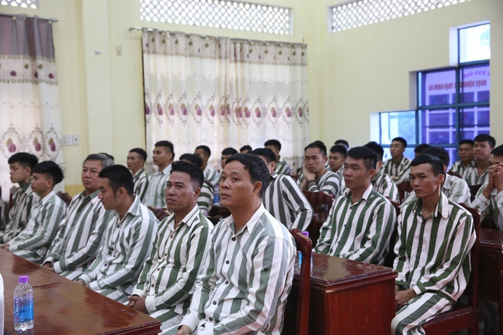 Các phạm nhân đang cải tạo trại Trại giam A2 được đặc xá lần này. (Ảnh: VGP/Nguyễn Hoàng)
