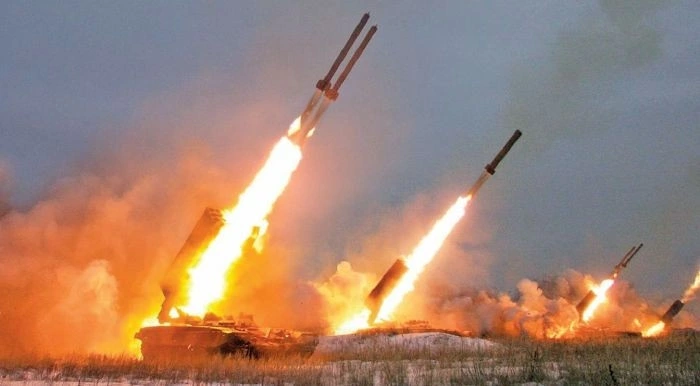 Ukraine thường xuyên sử dụng vũ khí do phương Tây cung cấp nhắm vào Nga. (Ảnh: Pravda)