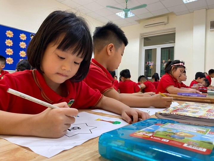 Hà Nội dự kiến thay đổi phương thức tuyển sinh lớp 1, 6 (Ảnh minh hoạ)