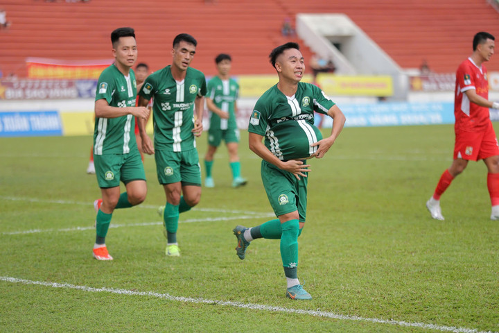 Bình Phước dẫn trước đối thủ.