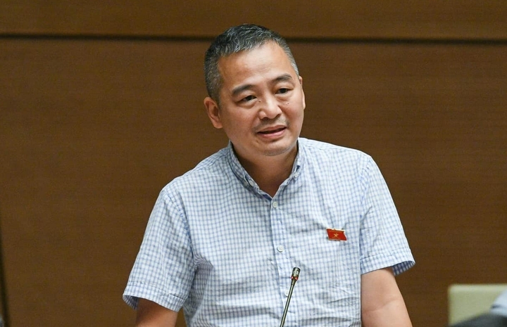 PGS.TS Nguyễn Lân Hiếu, Giám đốc Bệnh viện Đại học Y Hà Nội.