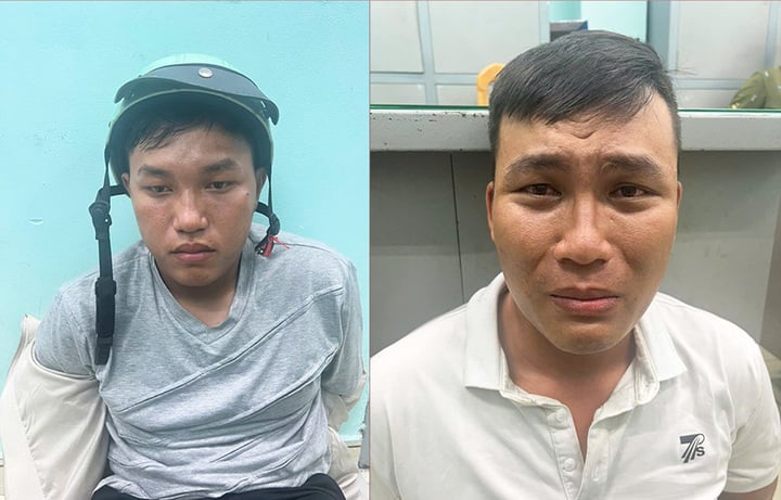 Lê Duy Đông (trái) và Lê Duy Đạt tại cơ quan điều tra. (Ảnh Công an cung cấp)