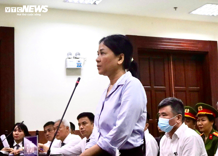 Bị cáo Mai Thị Hồng Hạnh tại phiên tòa.