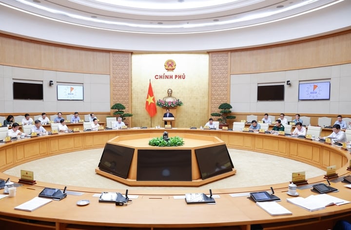Toàn cảnh phiên họp. (Ảnh: VGP)