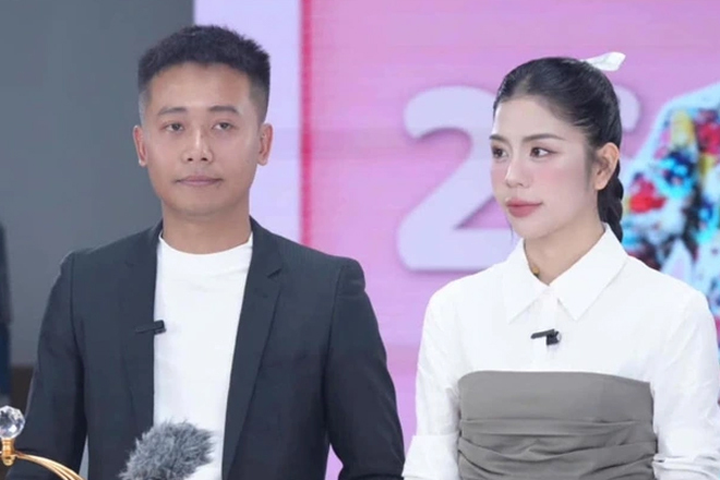 Quang Linh, Hằng Du Mục cũng sẽ bị truy tố với cáo buộc lừa dối khách hàng khi bán kẹo rau củ Kera.